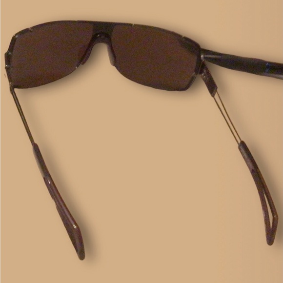 Authentic Burberry - Picture 5 of 7